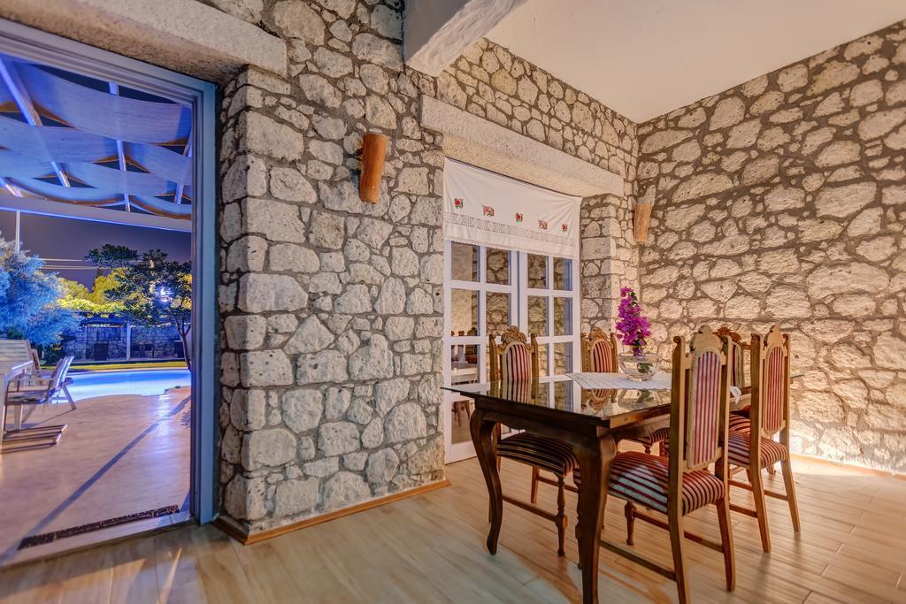 Lale Lodge Hotel Alaçatı Esterno foto