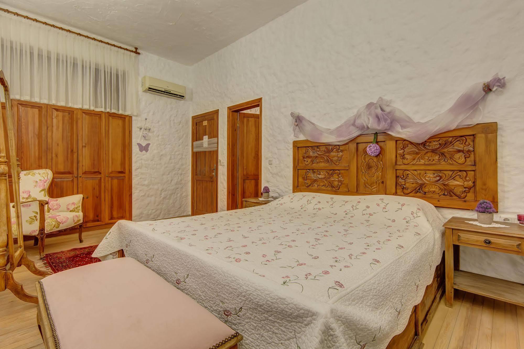 Lale Lodge Hotel Alaçatı Esterno foto