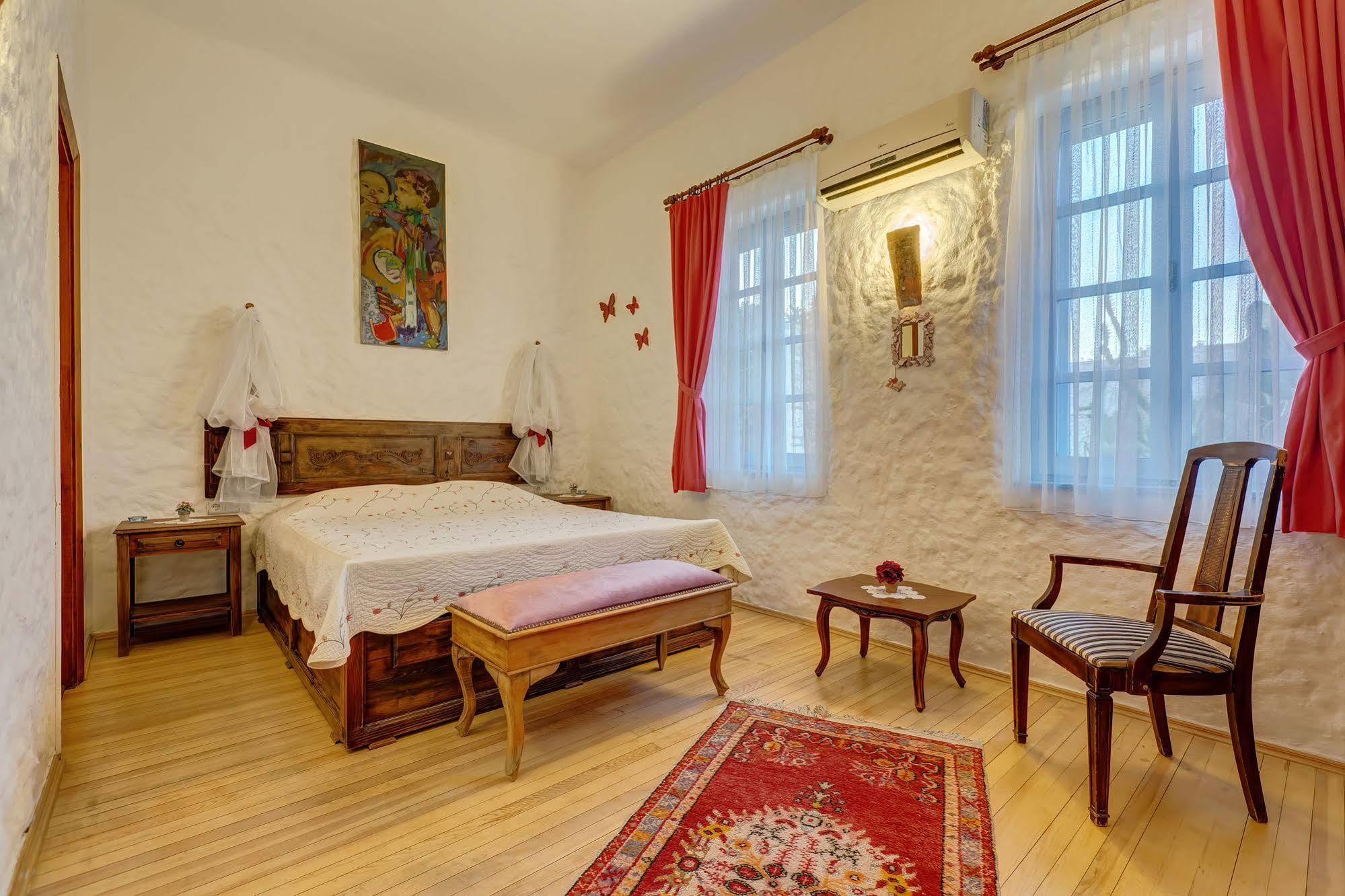 Lale Lodge Hotel Alaçatı Esterno foto