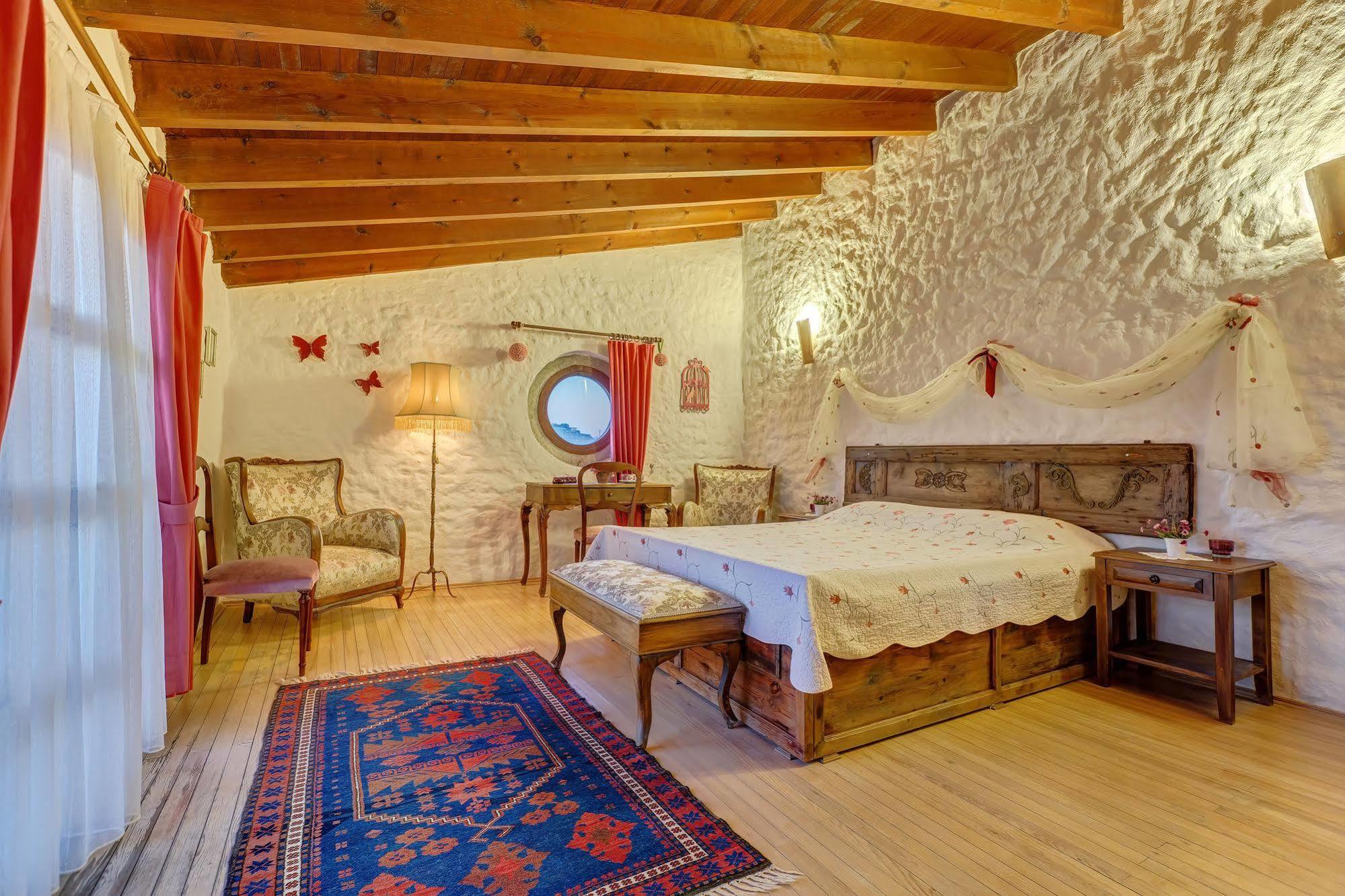 Lale Lodge Hotel Alaçatı Esterno foto